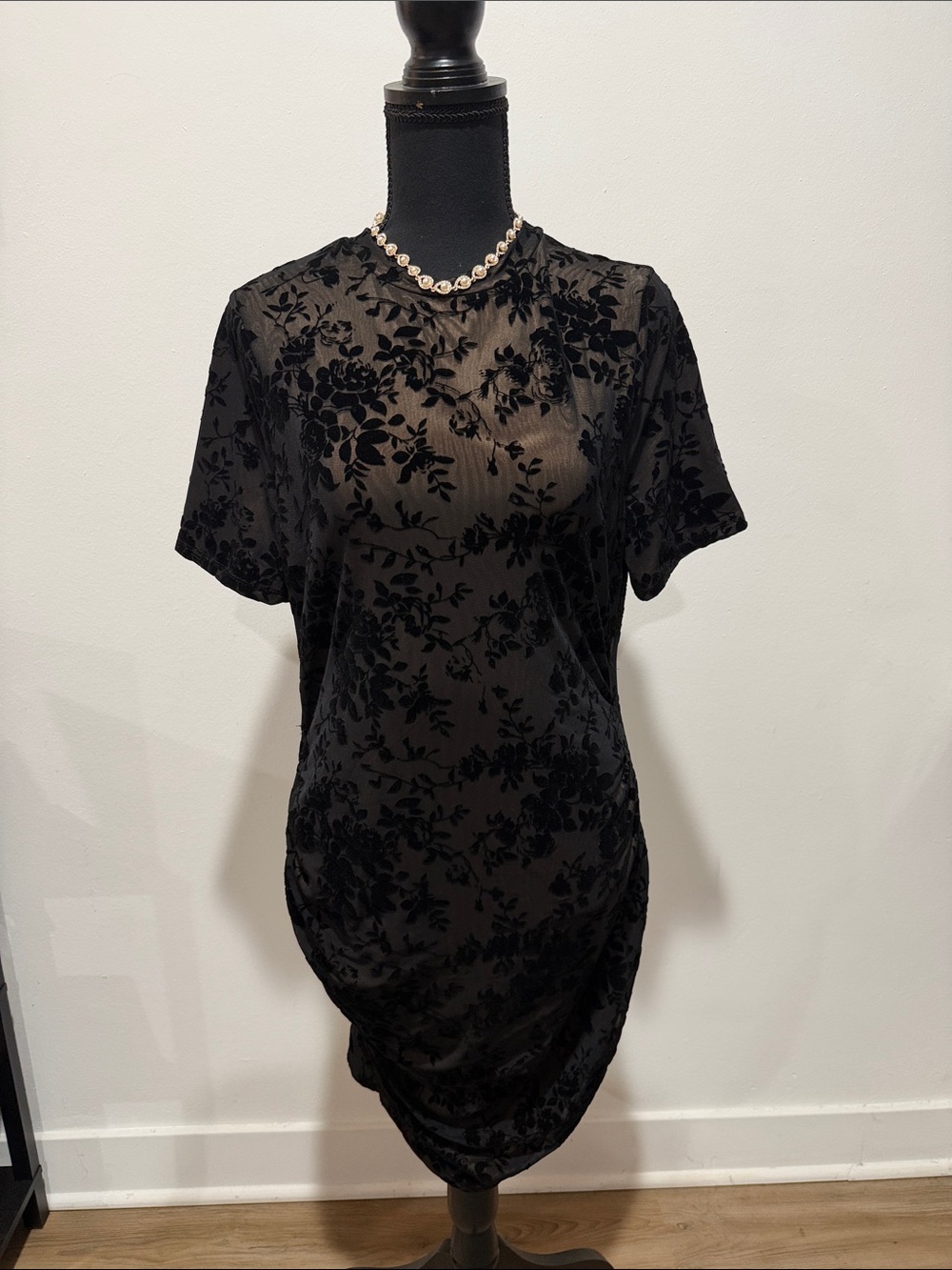 SHEIN Black Floral Velvet Burnout Midi Dress